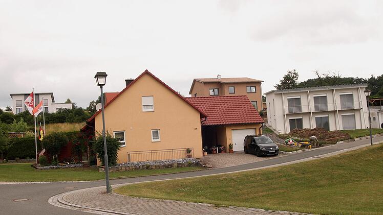 Am "Dörfliser Weg" sind schon viele Häuser entstanden. Nun soll in Neubrunn der nächste Bauabschnitt geplant werden.Günther Geiling