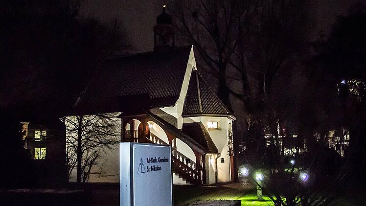 Die St.-Nikolaus-Kapelle in Coburg bei NachtFoto: Jochen Berger