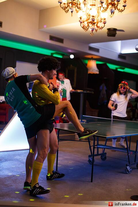 Retro Sportler Fasching
