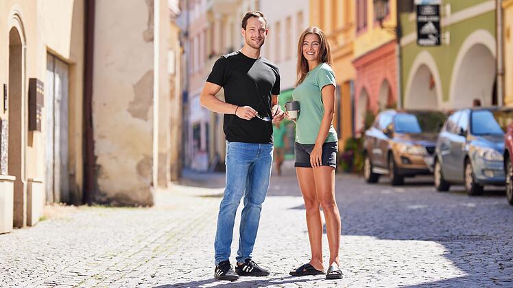 Die Antischweiß-T-Shirts von CityZenWear bringen dich durch die warme Jahreszeit.