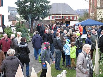 Weihnachtsmarkt in Euerdorf  Foto: Doris Bauer