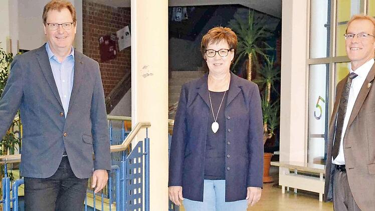 Das Trio für Strullendorf (von links): Zweiter Bürgermeister Stefan Zahner, Dritte Bürgermeisterin Irene Loch und Erster Bürgermeister Wolfgang Desel Foto: Annette Gropp