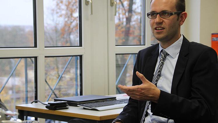 Christian Kullick wünscht sich, dass die Jugendlichen die Berufsberatung in Anspruch nehmen, um bei all den Informationen einen Überblick zu bekommen. Foto: Sarah Dann