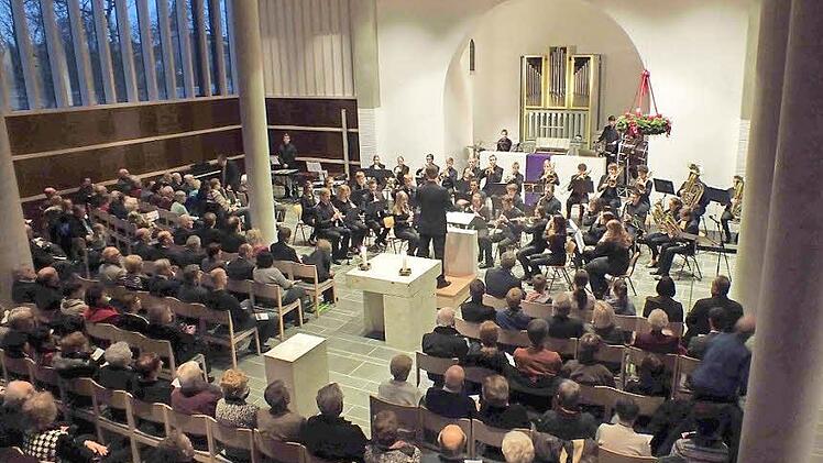 Die Kirche erwies sich als hervorragender Konzertraum.  Fotos: Manfred Welker