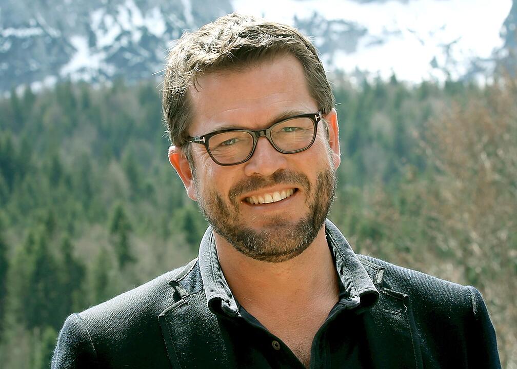 Karl-Theodor zu Guttenberg: Politiker, Prominenter, Symbolfigur.