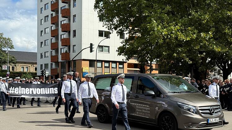 Trauerfeier für erschossenen Polizisten