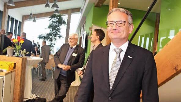 Bosch-Geschäftsführer Werner Struth prophezeit für die Zukunft die totale Vernetzung. Foto: Sonja Adam