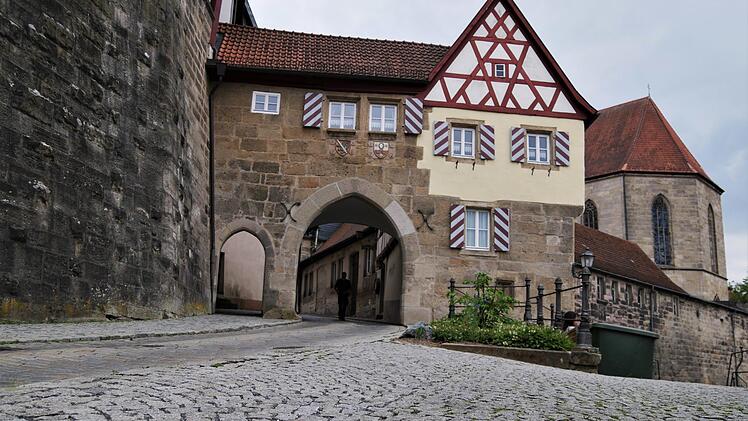 Die Obere Stadt ließ sich durch ihre Tore abschotten - vielleicht gab es deshalb bei einer Pestepidemie im Jahr 1626 dort weniger Opfer zu beklagen als im übrigen Kronach. Foto: Sandra Hackenberg