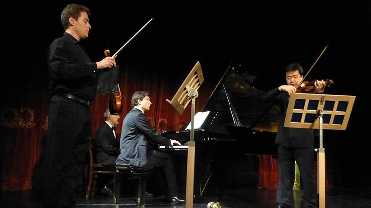 Kristóf Baráti, Konstantin Shamray und Ning Feng im Kurtheater.