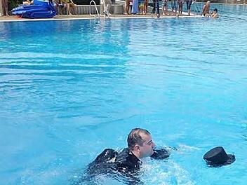 Bürgermeister Thomas Söder taucht auf. Foto: Stadt Hallstadt