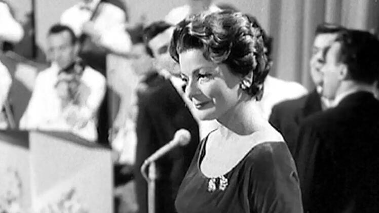 Mit ihrem Chanson "Refrain" begeisterte Lys Assia 1956 beim ersten ESC in Lugano.