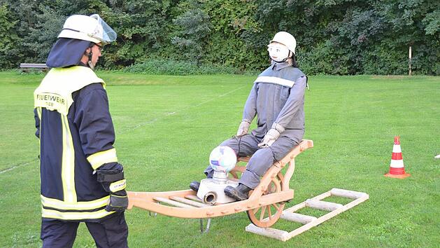 Das Schubkarr'nrennen &uuml;ber einen Hindernisparcours wird sicher eine der Hauptattraktionen des Feuerwehrjubil&auml;ums in Trieb. Die Teilnehmer k&ouml;nnen wertvolle Preise gewinnen. Foto: Tanja Schratz