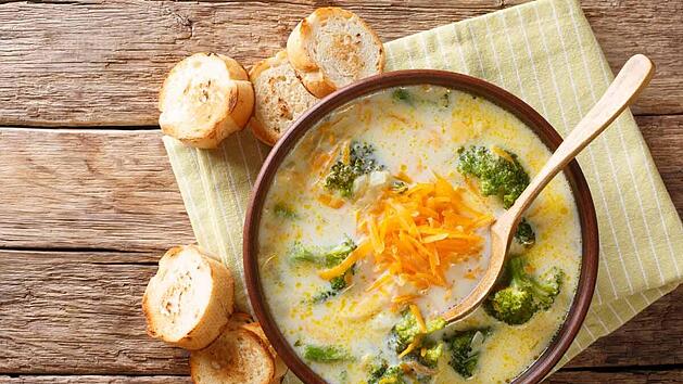 Brokkoli-Kaese_Suppe.jpg