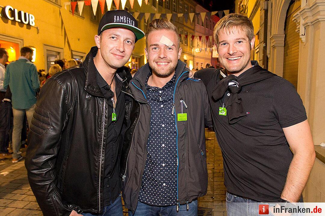 Sandkerwa: Partyfotos