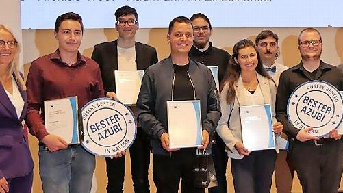 Bayerns beste Azubis aus Mainfranken sind (von links): Anton Sterzinger, Nicklas Trost, Sven Klein, Julian Morela, Paula Lauer, Luis Hüßner und Andreas Schuhmann. Es fehlen auf dem Foto Elena Reuß und Gina-Marie Brandl. Caroline Trips und Jürgen B...