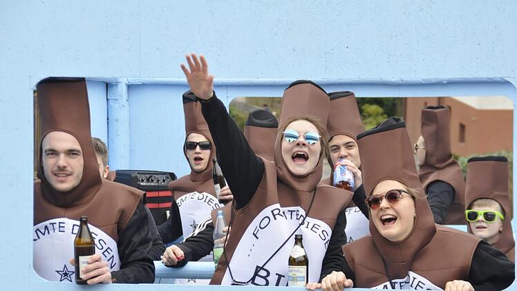 Eindrücke vom Stralsbacher Faschingszug. Foto: Peter Klopf