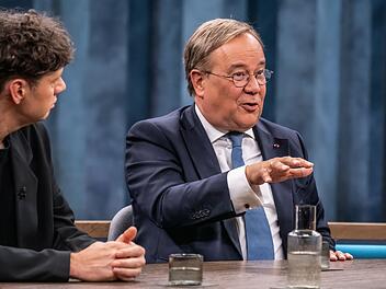CDU-Politiker Armin Laschet will nichts von einer Zusammenarbeit seiner Partei mit der AfD wissen - aber "nicht weil irgendeine Brandmauer das sagt".