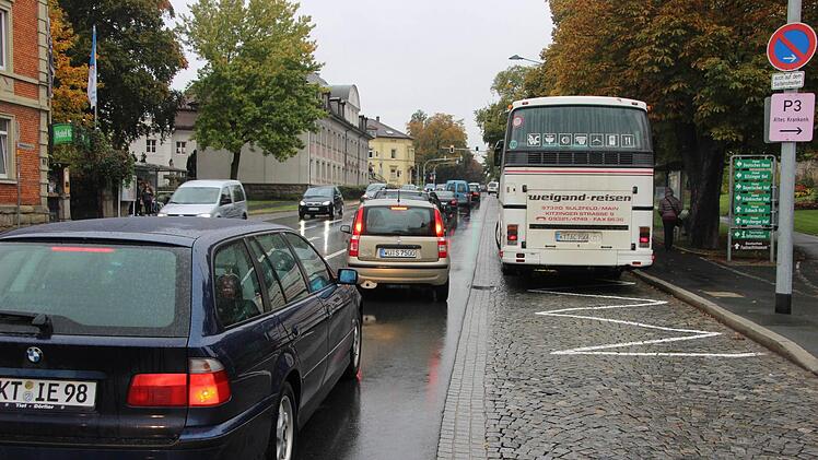 Die Haltestelel an der Alten Klinik soll an Bedeutung verlieren. Stattdessen wird die Haltestelle am Rosengarten ausgebaut.