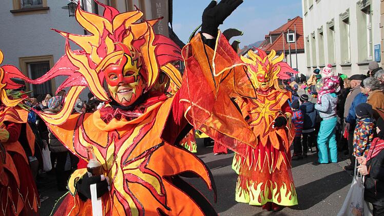Marktplatztreiben in Stadtsteinach. Foto: Jürgen Gärtner