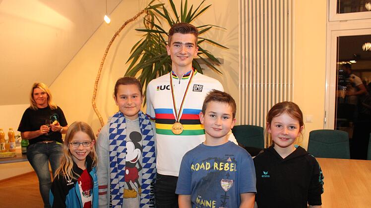 Der Nachwuchs kommt: Svenja Meixmer, Lena Schroll, Lukas Kohl, Benedikt Stock und Anna Gebhardt. Foto:  Carmen Schwind