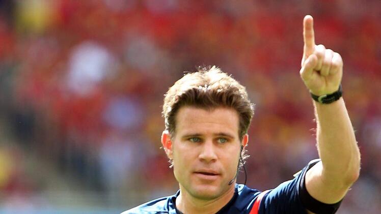 Felix Brych, FIFA-Schiedsrichter, nimmt am Montag, 18. M&auml;rz, an einer Talkrunde im Bayrish Pub in Coburg teil.CT-Archiv