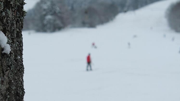 Skifahrer am Dreitannenlift.