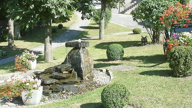 Der Erlös des am Sonntag stattfindenden Brunnenfests wird für die Ortsverschönerung verwendet.  Foto: H. Franz