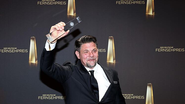 Sein Gesp&uuml;r f&uuml;r den richtigen Ton, gerade bei sensiblen Themen, hat Tim M&auml;lzer schon viel Anerkennung eingebracht - und auch Fernsehpreise.