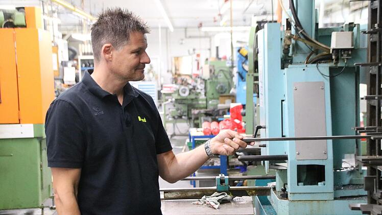 Bernd Veth, Geschäftsführer der Firma Münnerstädter Maschinenbau, wird Münnerstadt samt seiner 25 Mitarbeiter verlassen. Thomas Malz