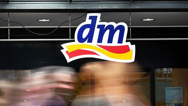 R&uuml;ckruf bei dm: Klopapier k&ouml;nnte mit Keimen verseucht sein