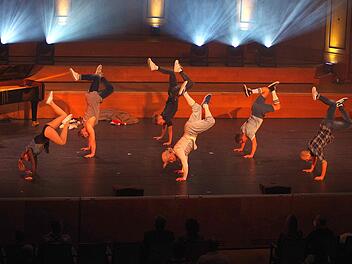 Die DDC Breakdancer aus Schweinfurt gaben 150 Prozent bei ihrer Show "Breakin' Mozart".