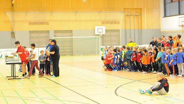 Schnappschüsse vom U-7-Turnier in der Saaletalhalle. Foto: ssp