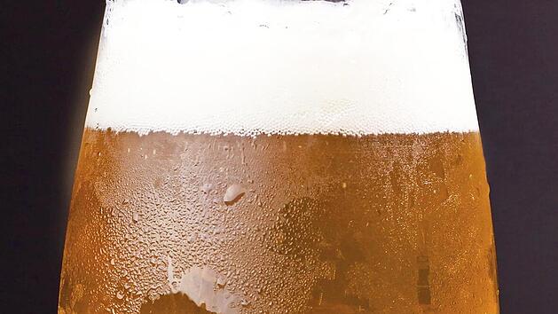 Pils im Test bei Öko-Test: Welches Bier ist das beste? Wir haben Testsieger und Verlierer für dich