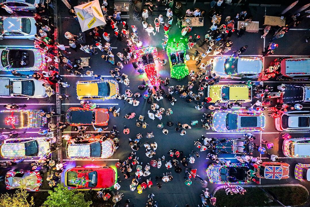 Weihnachtlich geschm&uuml;ckte Autos in S&uuml;dafrika