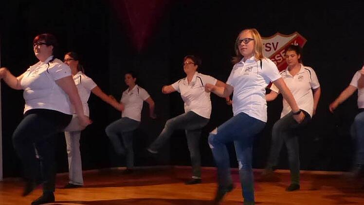 Die Crazy Dancers um Anja Oostermann boten einen rassigen Auftritt.