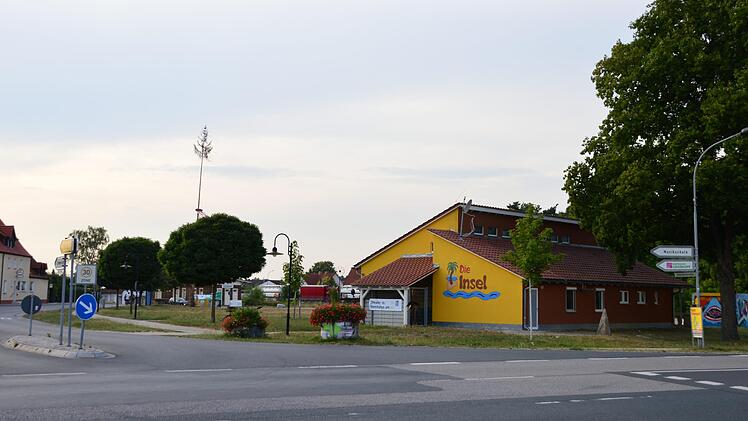 Der Jugendtreff Hemhofen ist Bestandteil des Bebauungsplans "Ehemaliges Bahnhofsgel&auml;nde und Gleistra&szlig;e", den der Gemeinderat in der j&uuml;ngsten Sitzung ge&auml;ndert hat.Elias Pfann