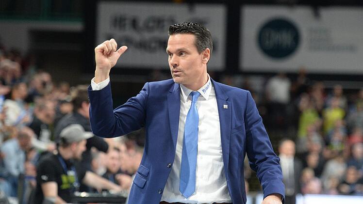 Bayreuth Trainer Raoul Korner sieht "kein realistisches Szenario, in dem man diese Saison in der Bundesliga zu Ende spielen kann". Foto: Peter Kolb