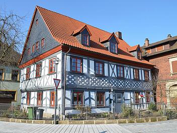 Das höchste Preisgeld erhielt Familie Hesselbarth für die vorbildliche Sanierung des ehemaligen Gerberhauses in der Mühlgasse in Lichtenfels.  Foto: Gerda Völk