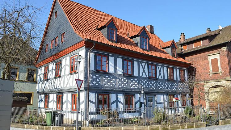 Das höchste Preisgeld erhielt Familie Hesselbarth für die vorbildliche Sanierung des ehemaligen Gerberhauses in der Mühlgasse in Lichtenfels.  Foto: Gerda Völk