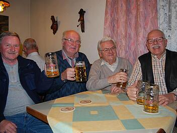 Zeitzeugen erinnern sich an den Mauerfall vor 25 Jahren (von links): Werner Müller, Reinhardt Krauß, Gottfried Döbrich und Hermann Bischoff.  Foto: Oliver Schmidt