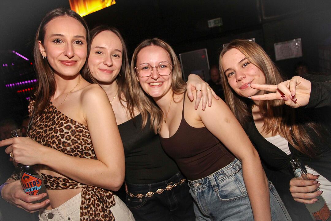 RADSPITZ live im Schwingen Nightlife