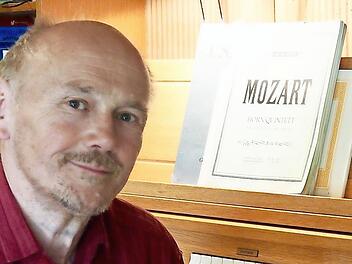 Dieter Blum an der Orgel