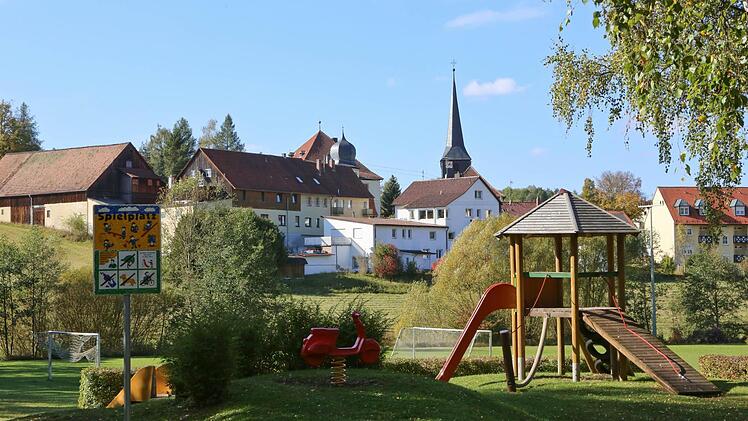 Der Kronacher Ortsteil Fischbach wird am Mittwoch Schauplatz für die Veranstaltung "FT bei uns in Fischbach" sein. Foto: Barbara Herbst