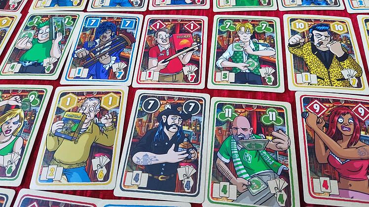 Spiele-Test Half-Pint Heroes: „Half-Pint Heroes“: Rezension des Kneipen-Kartenspiels
