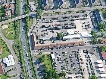 Bei der Konversion der ehemaligen US-Kaserne (hier das Lagarde-Gelände) wurde die große Chance verpasst, den Wohnungsmangel zu beseitigen, kritisiert Norbert Tscherner (Bamberger Bürger-Block). Foto: Hajo Dietz Luftbildstelle Nürnberg