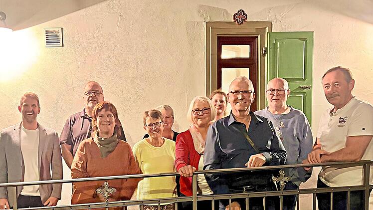 Unser Bild zeigt (von links): Steve Metz, Heiko Kaiser, Bianca W&uuml;tscher, Isolde Bahn, Daniela Metz, Monika Wigand, Julia Bahn, Herbert G&ouml;tz, Uwe Waldner und Wolfgang Wigand.VdK OV Oberthulba