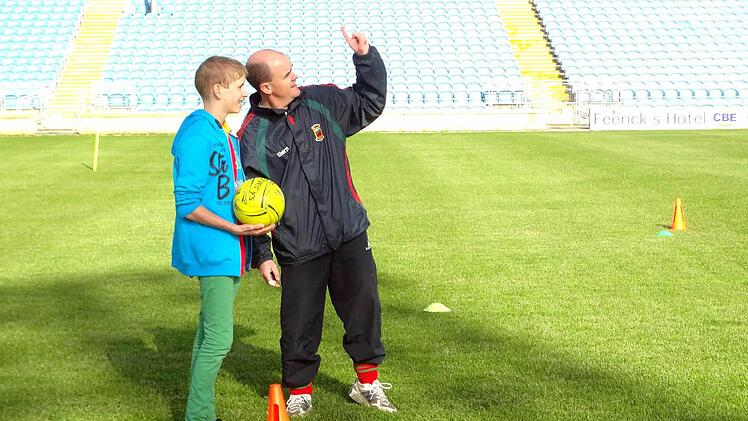 Neil Douglas erklärte das Stadion und Gaelic Football. Foto: privat