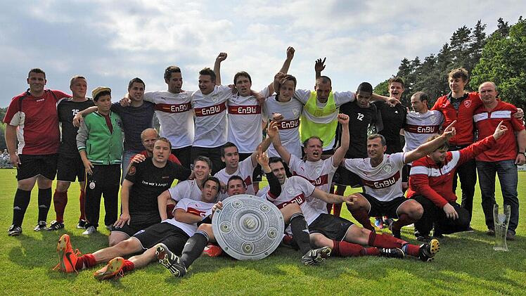 Der A-Klassenmeister aus Oesdorf hat sich die Dienste des Torjägers Milan Todorovic für die kommende Saison gesichert. Foto: Picturedreams