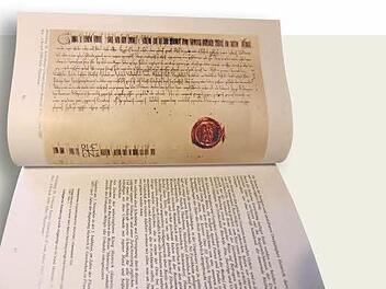 Die Stiftungsurkunde mit dem Namen Slierbach Foto: Petra Malbrich