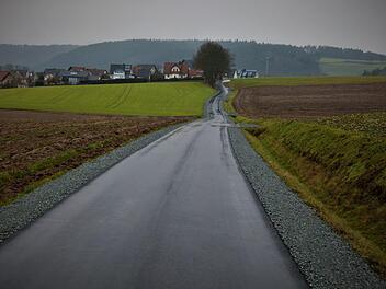 Der öffentliche Feld- und Waldweg zwischen Harsdorf und RamsenthalFoto: Werner Reißaus